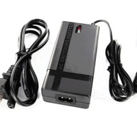 Skyrc 15V 4A バッテリー充電器用電源アダプター